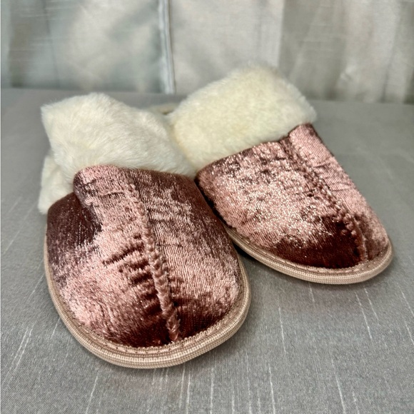 Joyfolie slippers - Picture 2 of 7